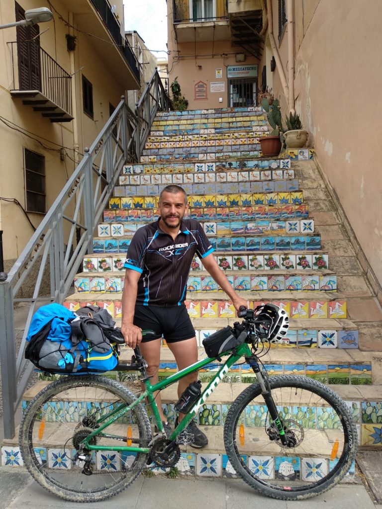 Hire Road Gravel Bike in Palermo Sicily